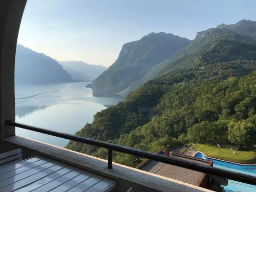 Como Lake Kosmopolitan