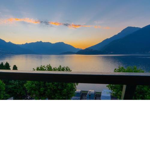 [COMO LAKE VIEW] Regina Apartment