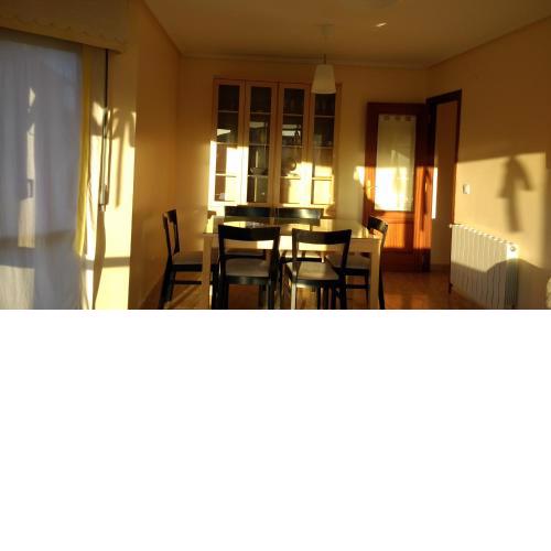 Cómodo Apt 40m playa .