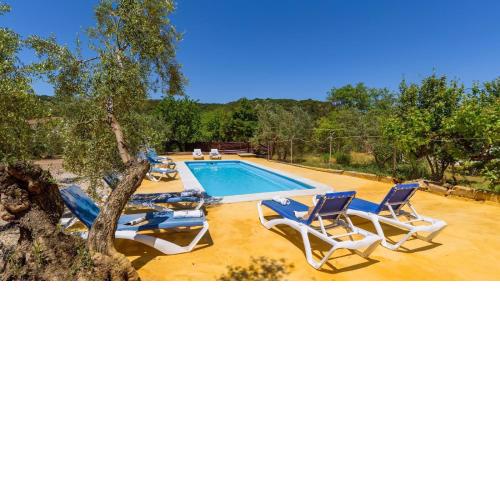 Complejo Residencial Barquero Pernía Cañete la Real by Ruralidays