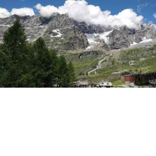 Condominio Alpe Bardonay