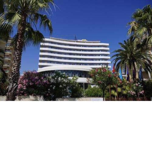 Condominio International