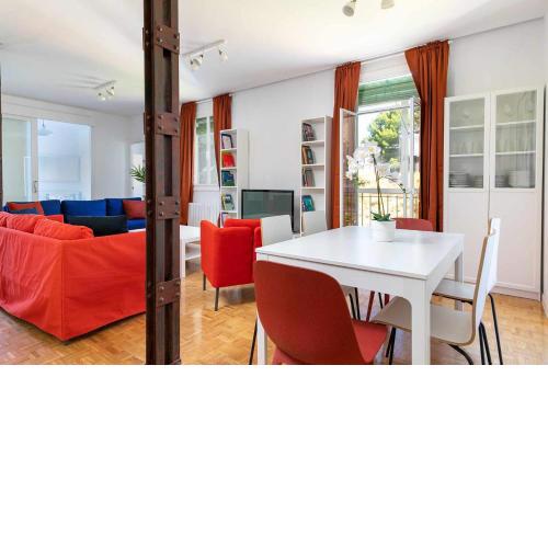 Confortable piso de 3 habitaciones en Retiro enfrente de Atocha