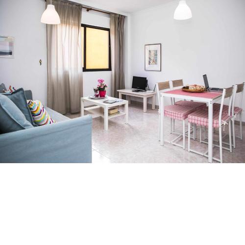 Confortable vivienda vacacional en La Laguna a 5 MIN tranvía y WiFi