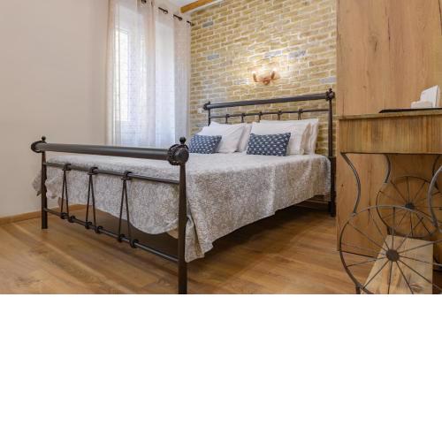 CONSTANTIN OLD TOWN STUDIOS