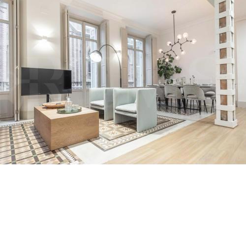 Contemporary loft in the historic city center