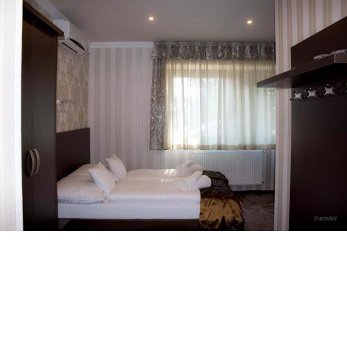 Control Motel