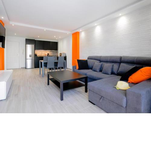 CONYPRA Modern and Renovated with Terrace WIFI