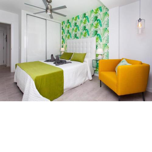 COOL Apartment NEAR Beach Pool & AC 1
