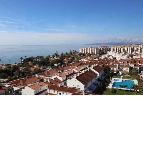 Coqueto apartamento con vista al mar
