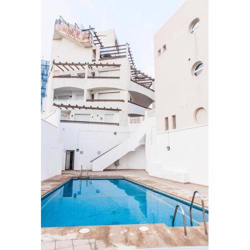 Coqueto Apartamento con vistas al mar y piscina