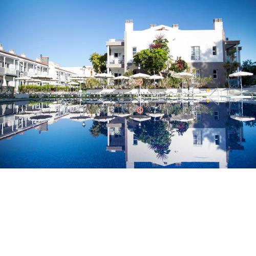 Coral Compostela Beach Golf