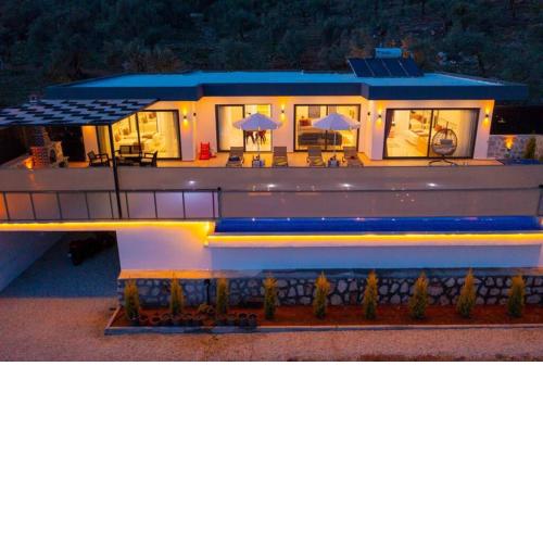 Corleone - Modern Villa with Jacuzzi in Kalkan