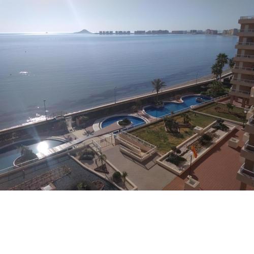 CORMORANT SUITE, sea terrace & pools