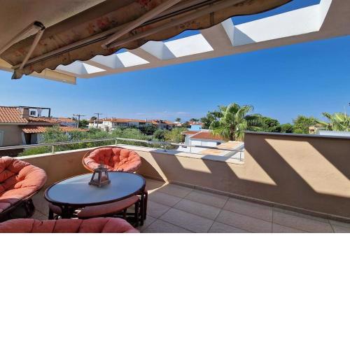 Corner Penthouse in Pefkochori