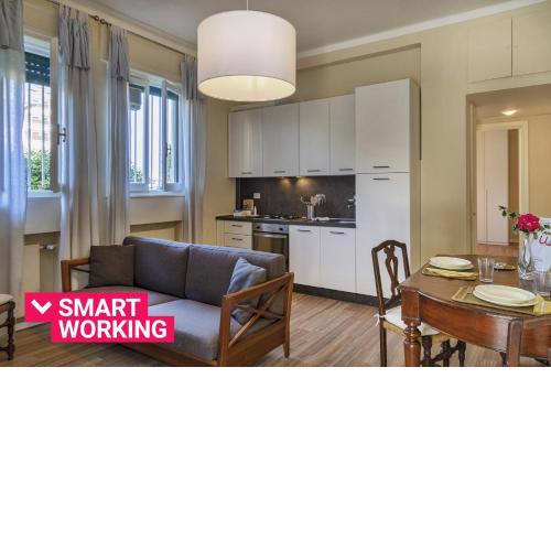 Corso Italia Deluxe Apartment