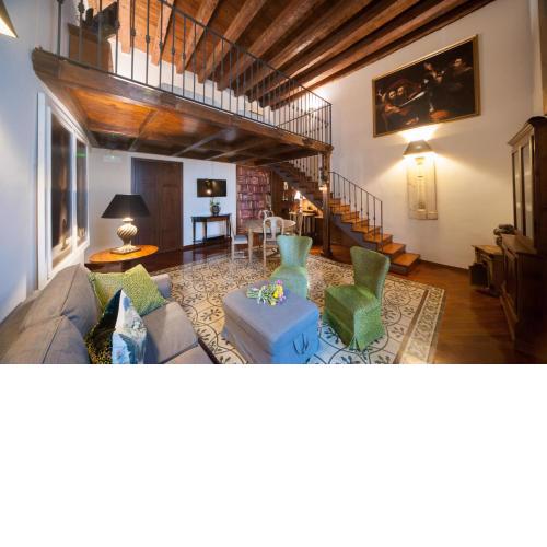 Corte Kyrios Exclusive Suite XVIII Secolo
