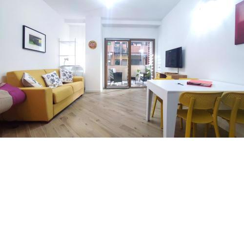 CORTE TRASTEVERE GIALLO, Bilocale Free Rooftop & Fitness