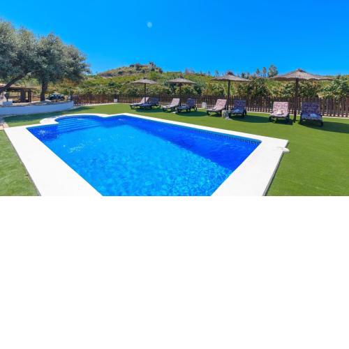 Cortijo Carmen Vélez-Málaga by Ruralidays