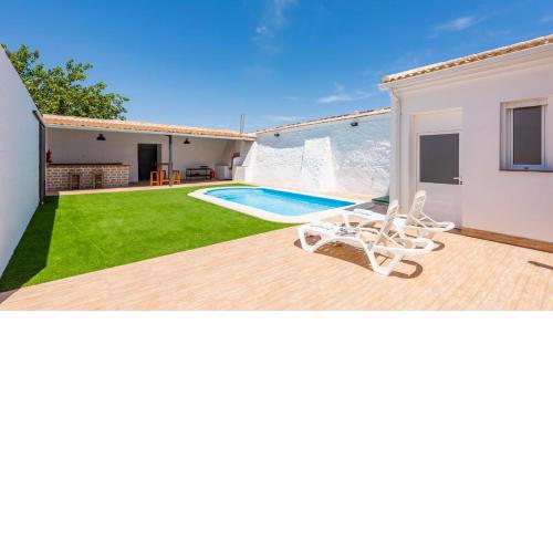 Cortijo del Coco 2 Fuente de Piedra by Ruralidays
