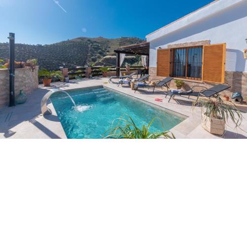 Cortijo El Manzano Salvatierra Torrox by Ruralidays
