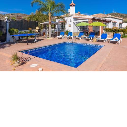 Cortijo El Pino Torrox by Ruralidays