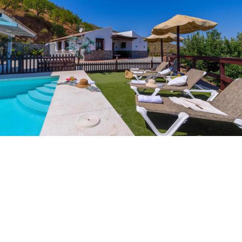 Cortijo La Envarra El Borge by Ruralidays