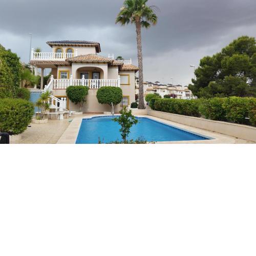 Costa-Blanca-Poolhaus