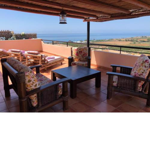 Costa Brisas