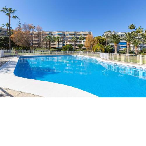 Costa Lago apartment