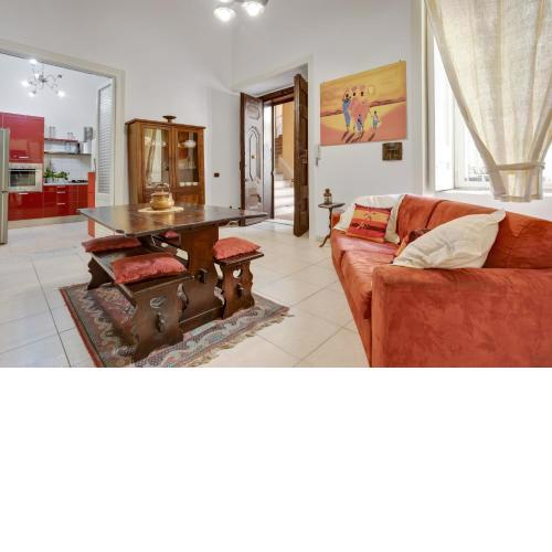 Costigliola Baroque Palace Flat with Netflix