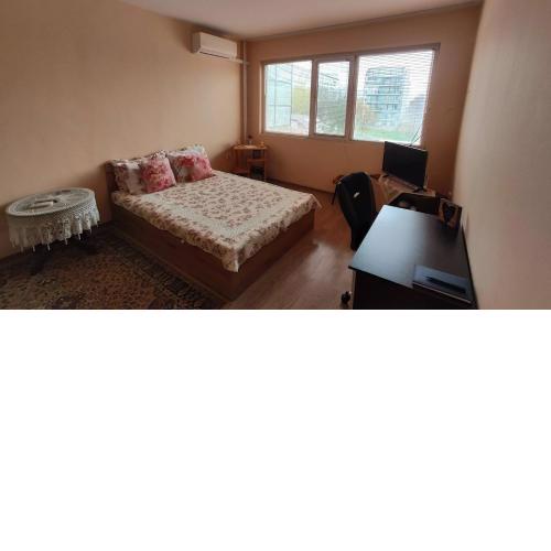 Cosy 1 bedroom apartment close to shops and center