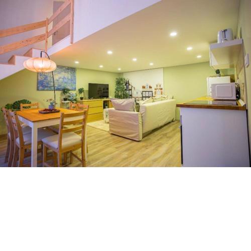 Cosy 2 bedroom flat in Akácfa st., Sol