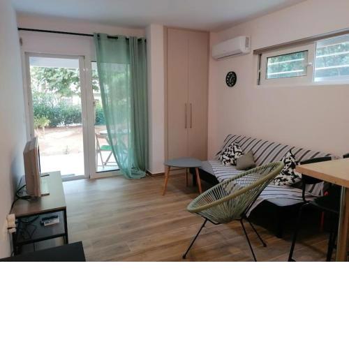 Cosy and Relax Studio by the sea, with garden