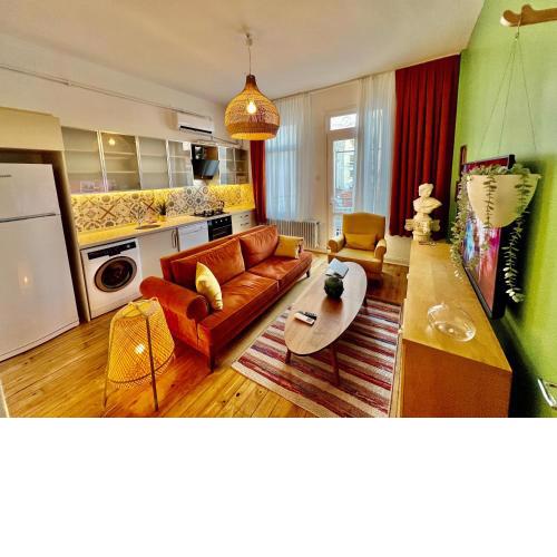 Cosy And Silent Home Center of Taksim AC Netflix 6