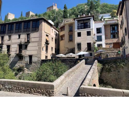 Cosy Apartment with Great Views on Old Town