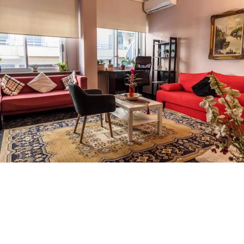 Cosy Downtown Apartment