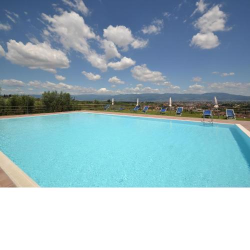 Cosy Farmhouse in Quarrata with Whirlpool