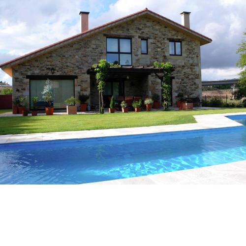 Cosy Holiday Home in Costoia with Private Pool and Garden