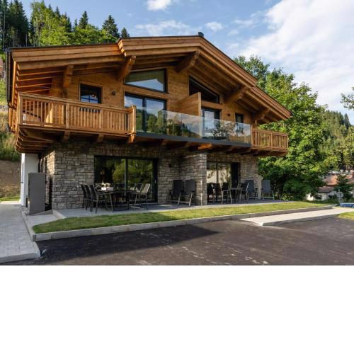 Cosy Holiday Home near Ski Area in M hlbach am Hochk nig