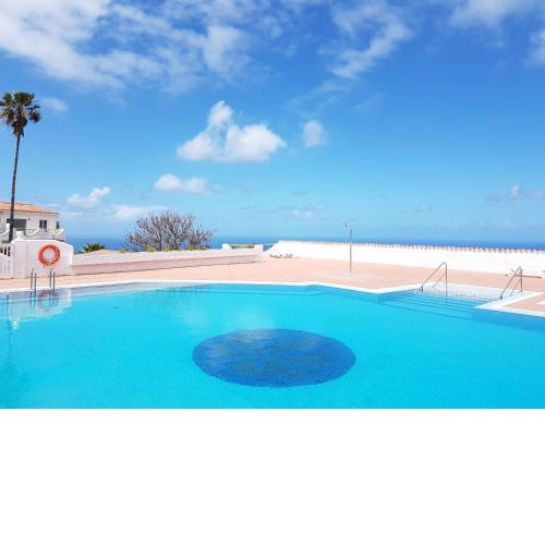 Cosy Well Located Apartment with swimming pool Tenerife