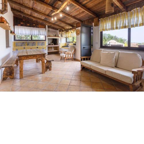 COTTAGE IN CAMPAGNA A CASTELSARDO(Whole House)