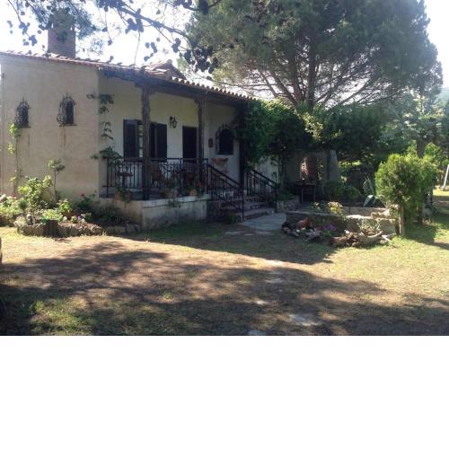 Cottage in Sykia beach