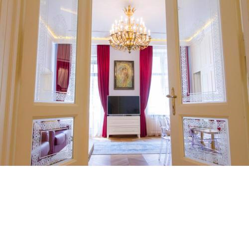 Count Zrinyi Luxourious Residence