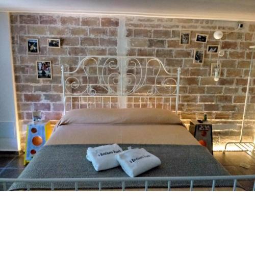 Country bedroom flat