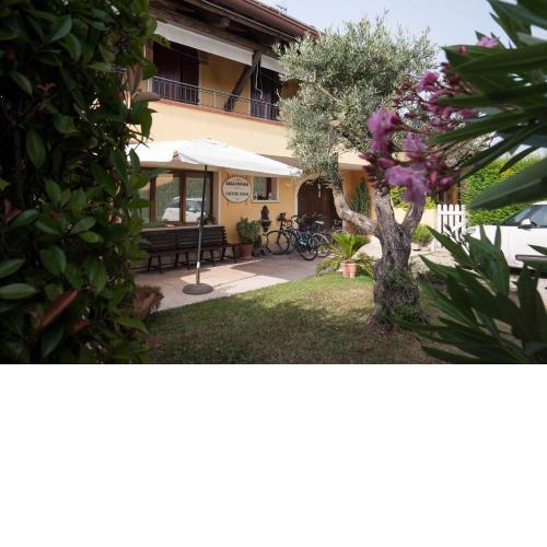 COUNTRY HOUSE CASAMIRIAM