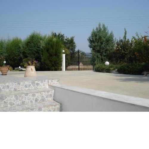 COUNTRY HOUSE IN OLIVE GROVE - Gerakini