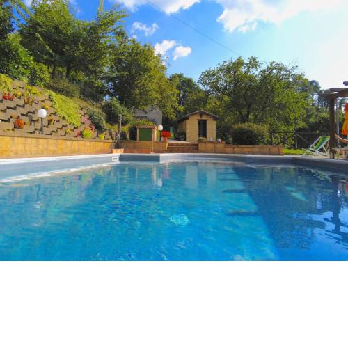 Country house with pool at 700 meters cycling and walking opportunities
