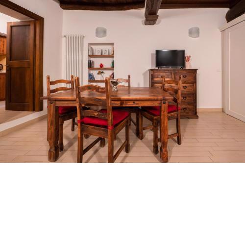 Country Style APT 5 min from Duomo & Uffizi - HomeUnity