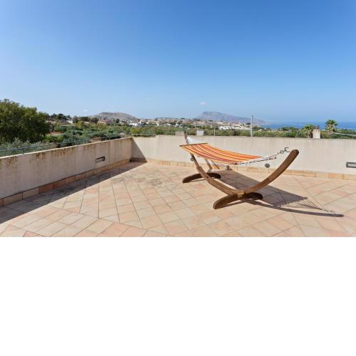 Countryside Sicily House with Terrace!